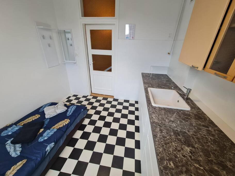 Fantastic Waw - O13 Room A Варшава Экстерьер фото